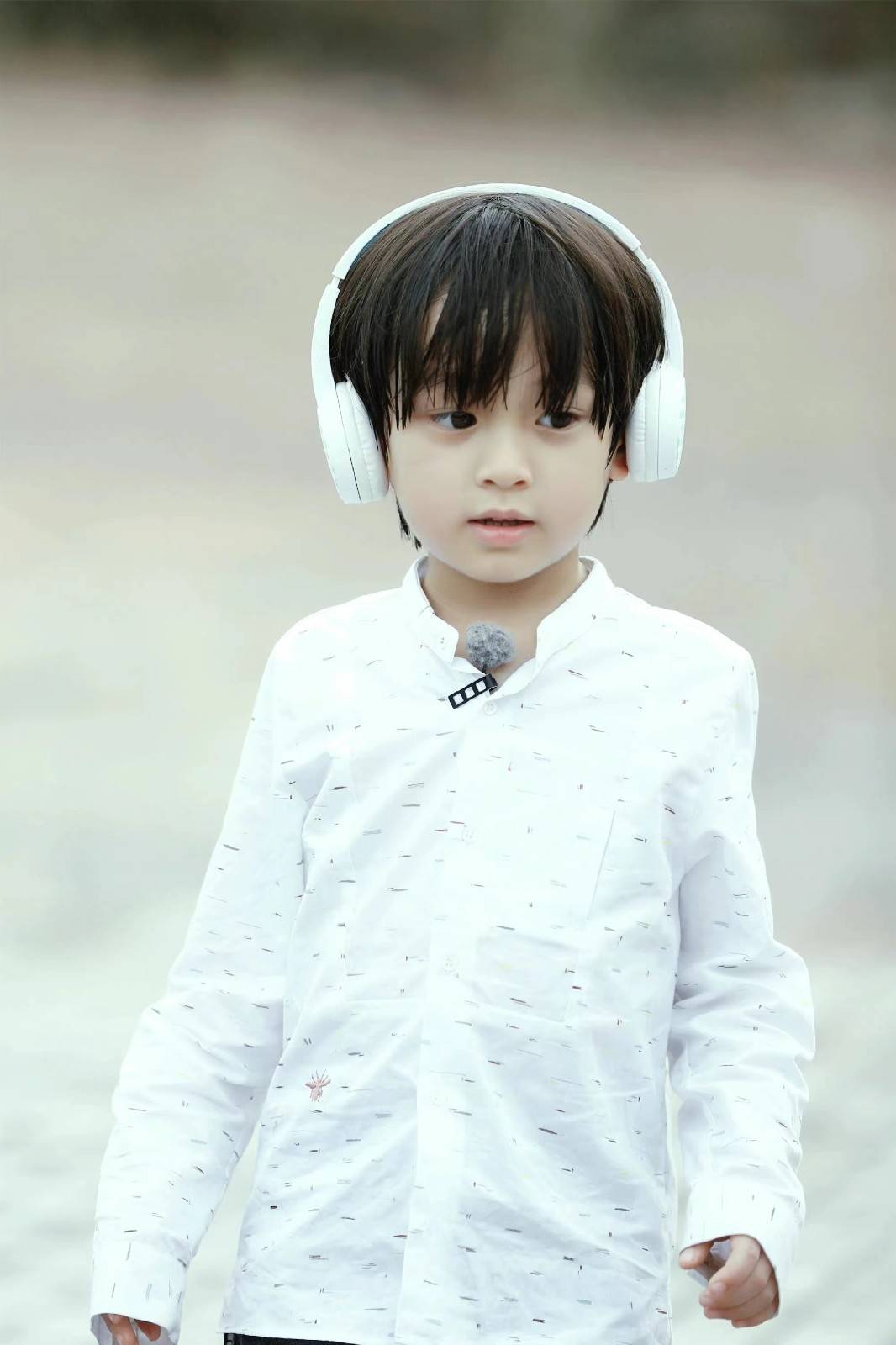 还记得《爸爸去哪儿》里的李亦航吗?现在长这样