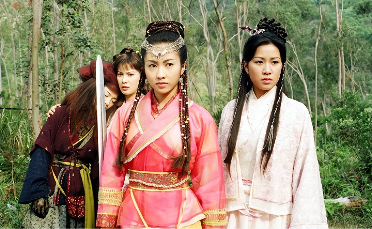 你越骂,我越红,佘诗曼就这样写就了自己的大女主人生_黎姿_母亲