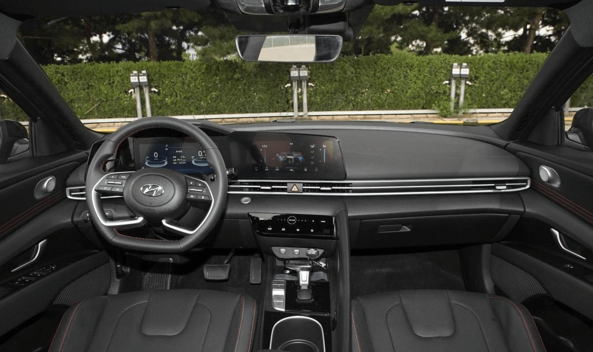 对标本田思域,大众朗逸,北京现代伊兰特2022年销量突破10万辆_搜狐