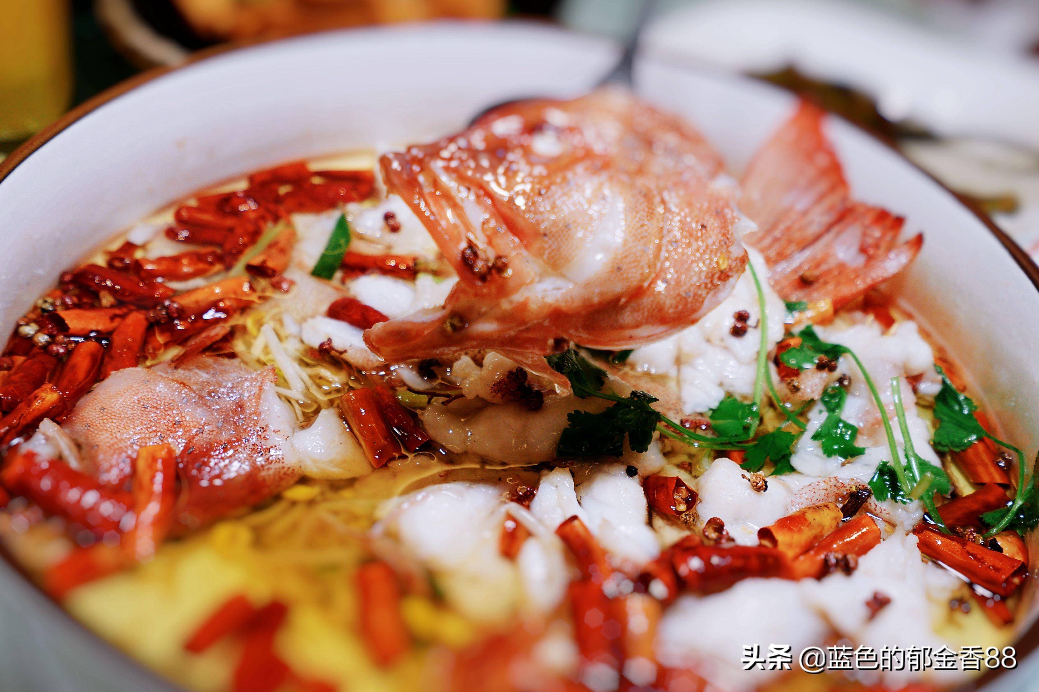 有一种海鲜,绽放在食物里,绚烂而极致,这就是宁海食府的海鲜