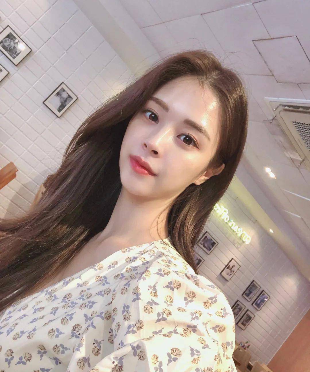 韩国网红wonja,甜美迷人的韩国声乐老师_美女_工作_老师上课