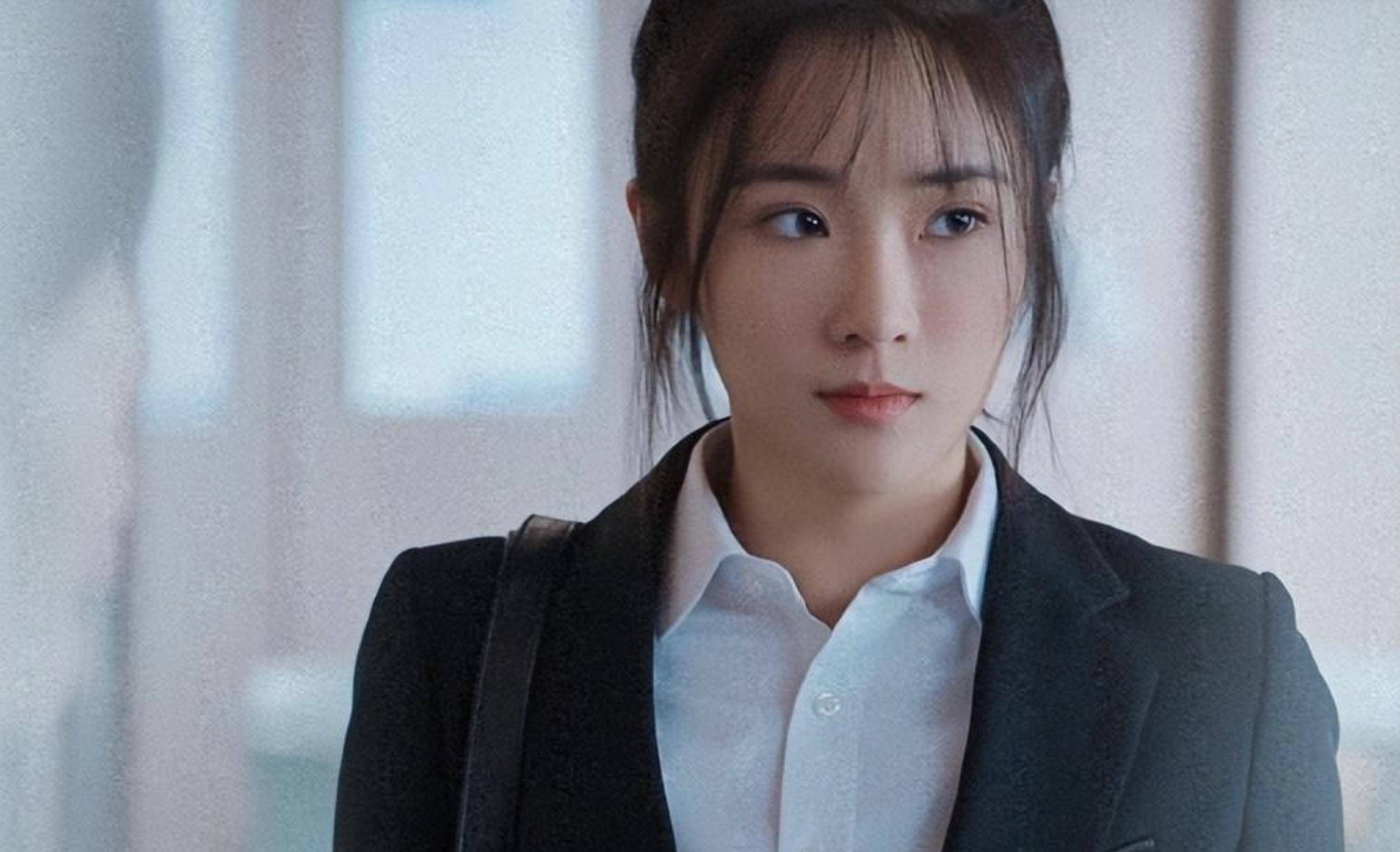 但不管她如何想要捧红女儿,张可盈这三个字,依旧无人知晓.