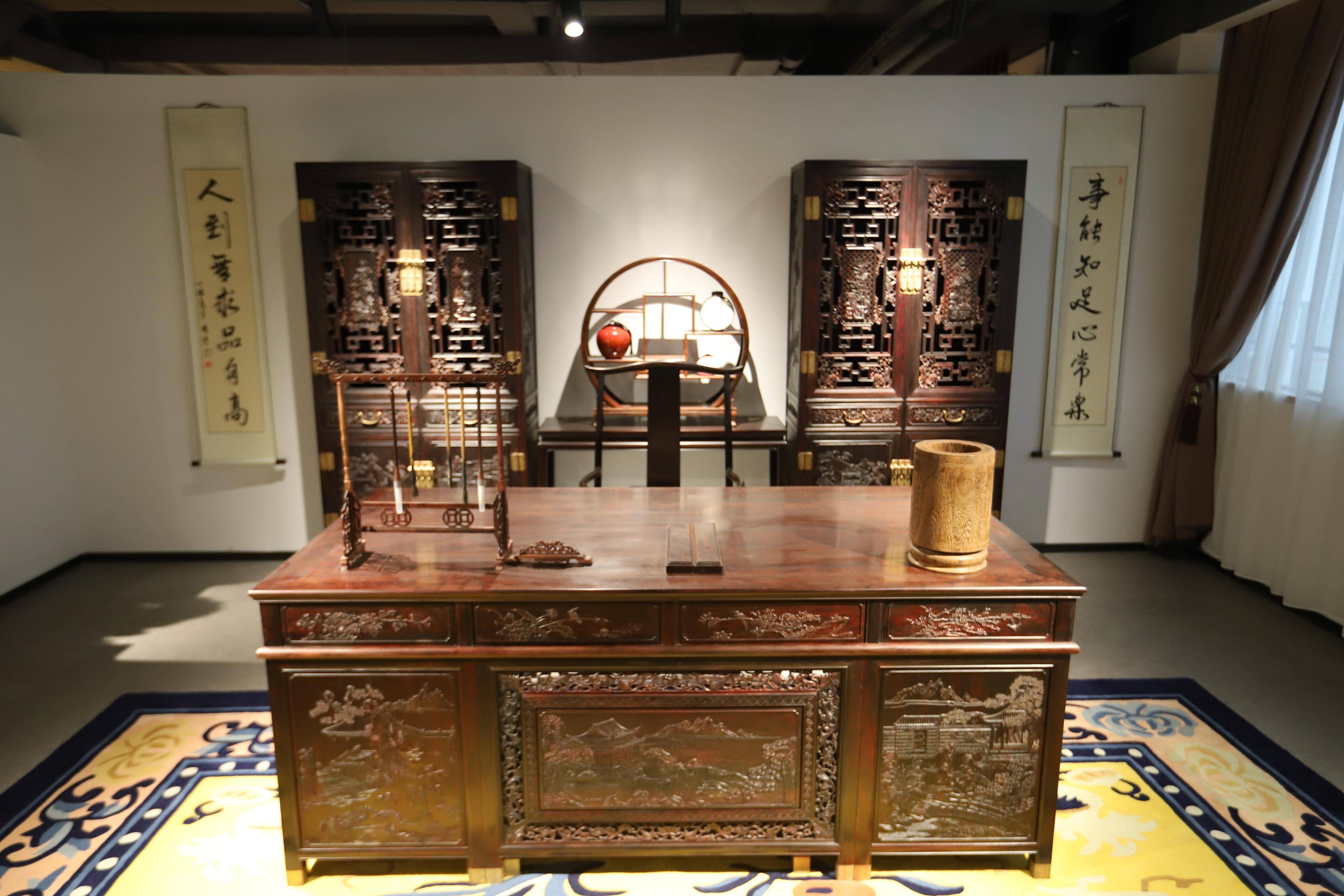 凭祥红木博物馆攻略,红木家具镶嵌彩贝,手艺精妙让人赞绝_旅游_中国