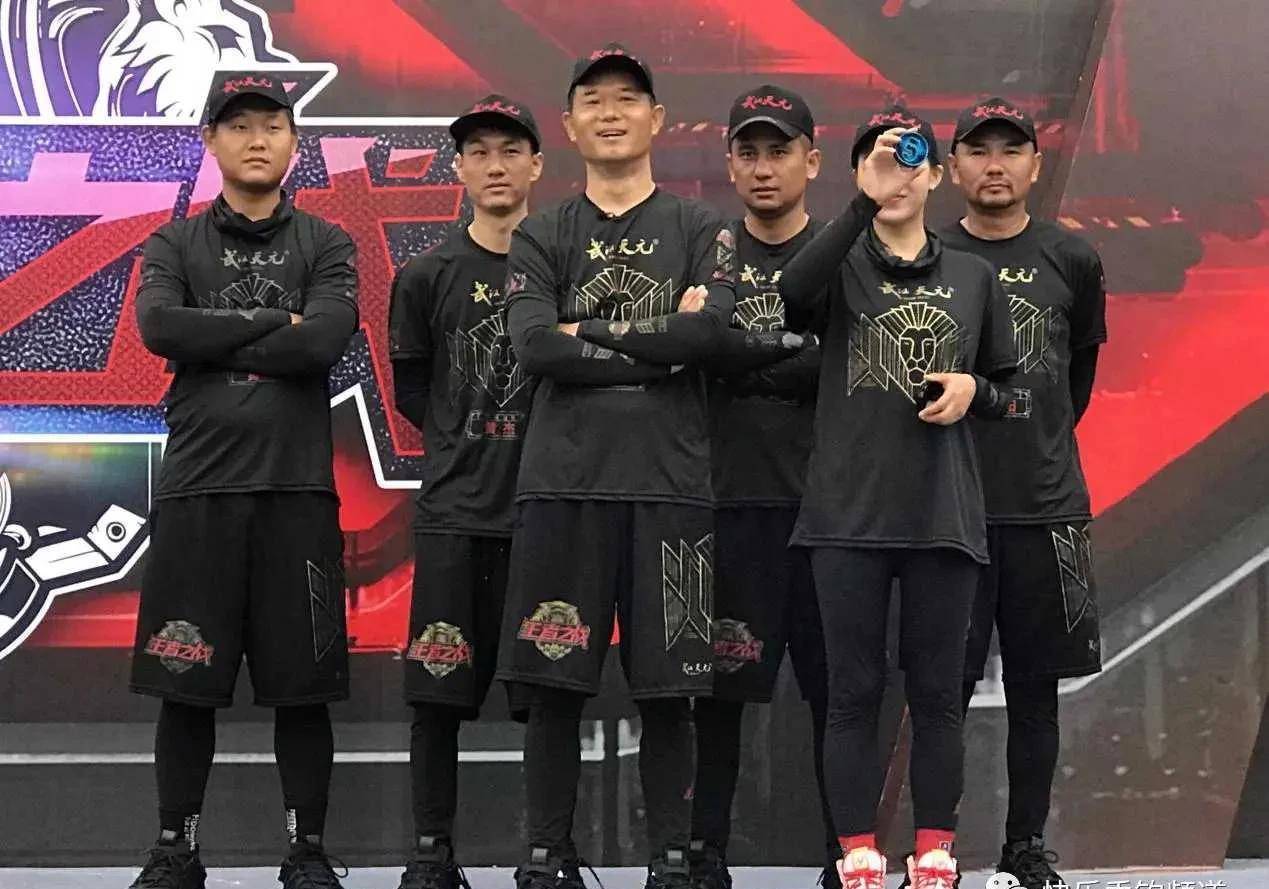 武汉天元战队比如每两年举办一次的王者之战钓鱼比赛,武汉天元都由