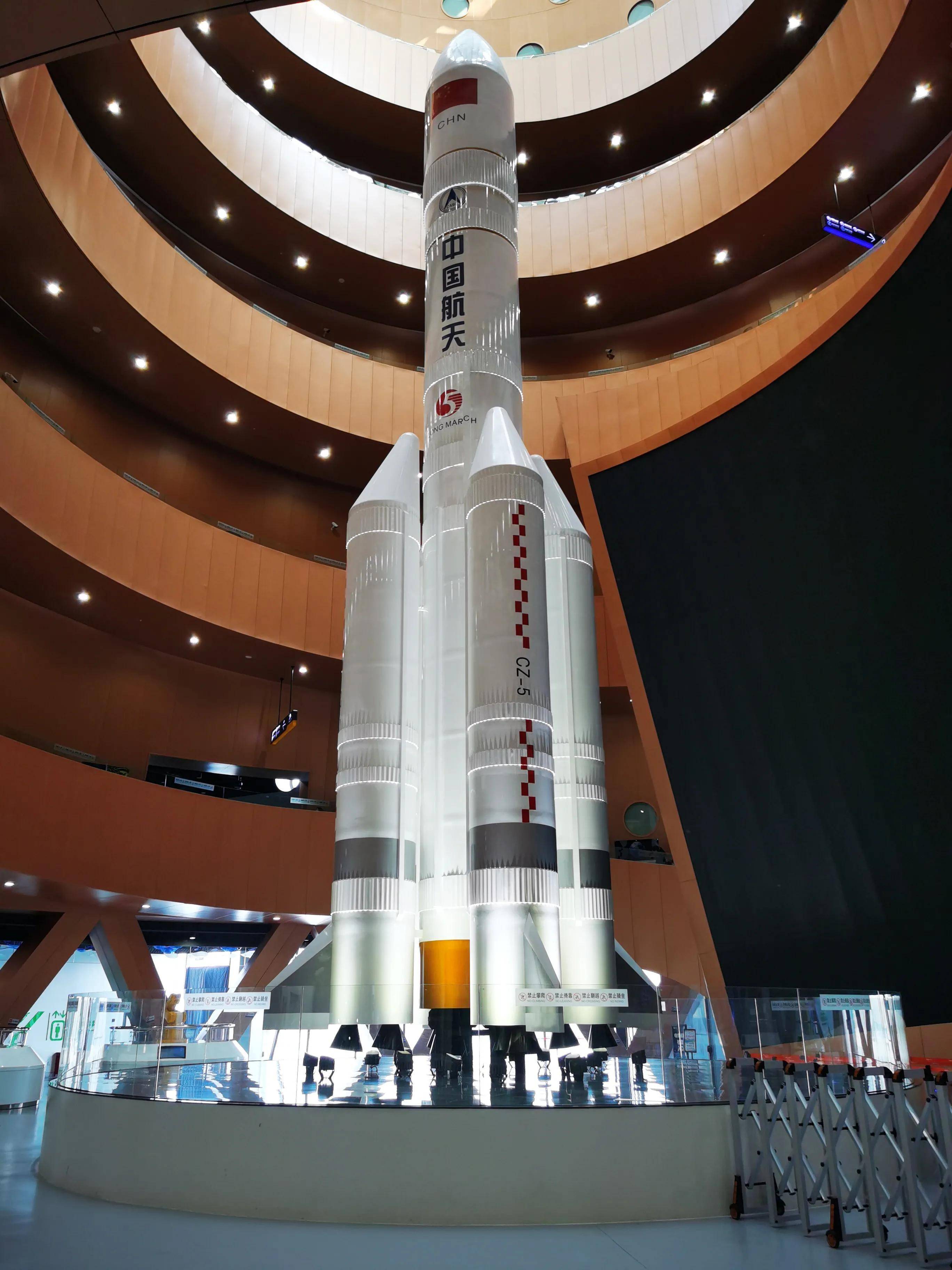 天津滨海科技馆门票60元,可以带孩子来玩一整天_宇宙_展区_世界