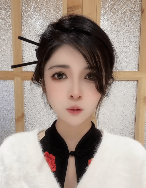 百万网红"狗头萝莉"身材王炸,秒杀柳岩杨幂等内娱女神!