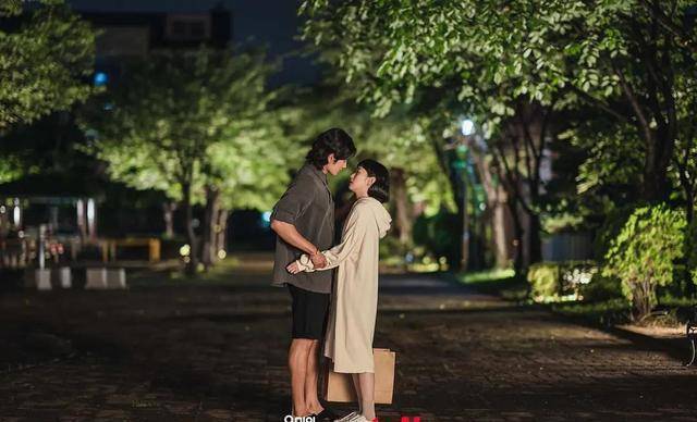 韩美女金高银爆火新剧来了!