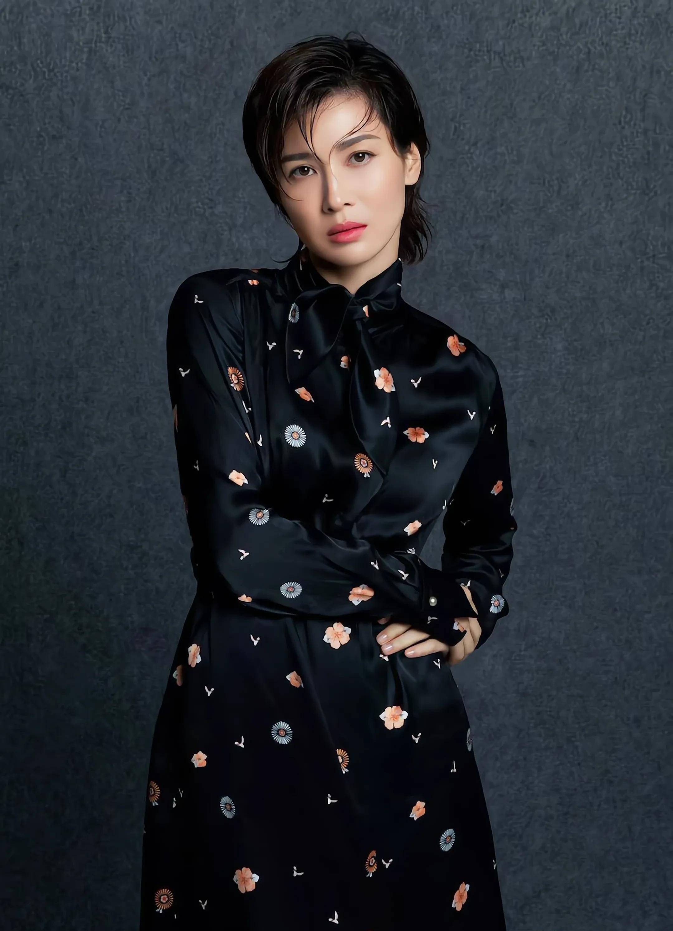 童蕾_田雨_美女