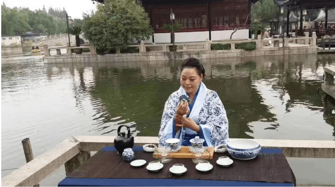 上海香格丽娅aroma leia香氛茶道与养生高级顾问