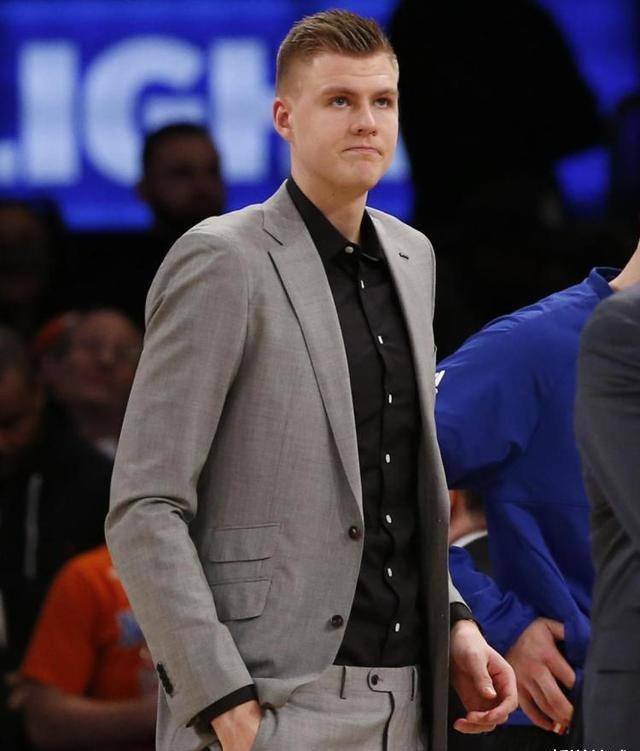 盘点nba现役5大帅哥:第1无悬念,东契奇像小奶狗,kd实力入选_凯文-乐福