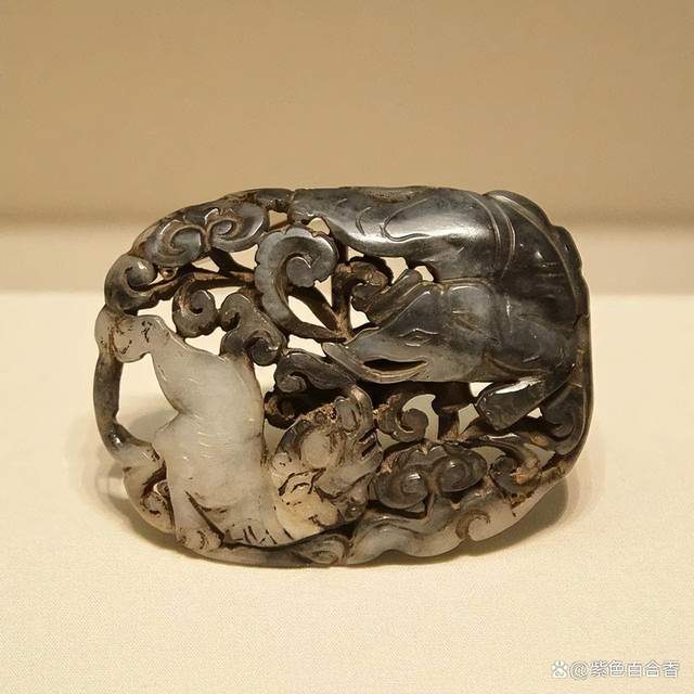 浅谈中国古代玉器的各种沁色_古玉中_水银_黑色