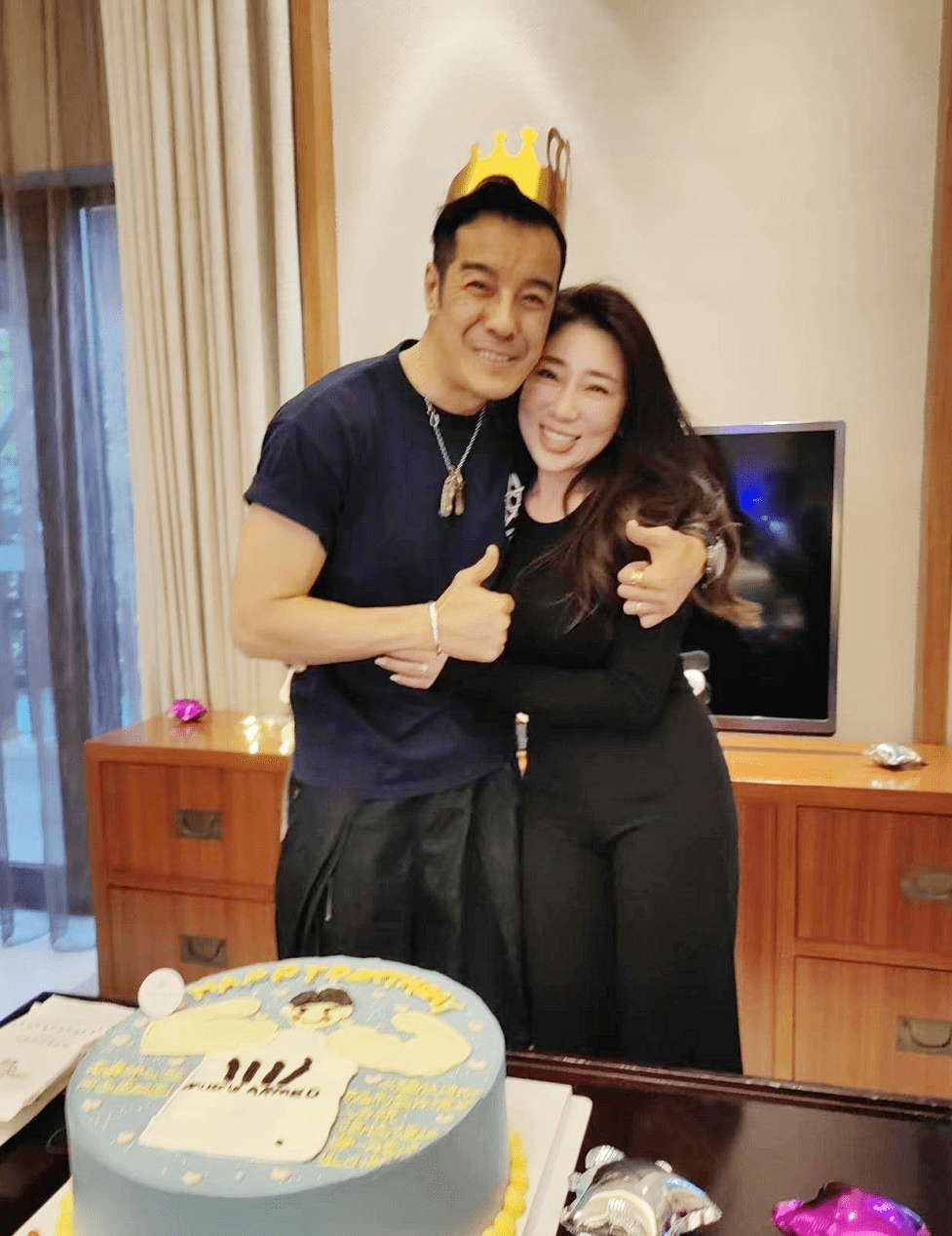 著名演员海一天:荧屏上让人恨得牙根痒,生活中是模