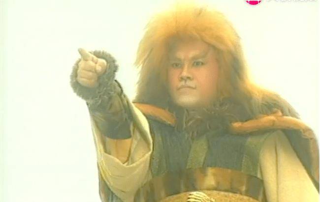 本是心地善良的菩萨,为何把一只猛兽当坐骑,看看它的来头就懂了_金毛