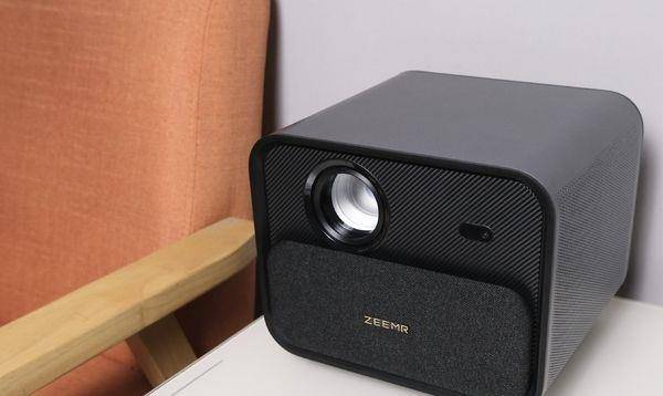 千元级投影仪｜当贝C2与知麻Z1对比评测，看看哪款表现更好