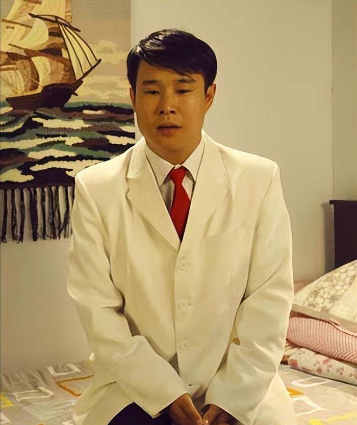 小沈阳在《乡村爱情》饰演的"王天来",绝对是一个看了又恨又爱的角色