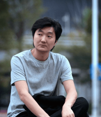 跟董洁激吻七年后,现在的王大治怎么样了?_戴露_潘粤明_陕西省