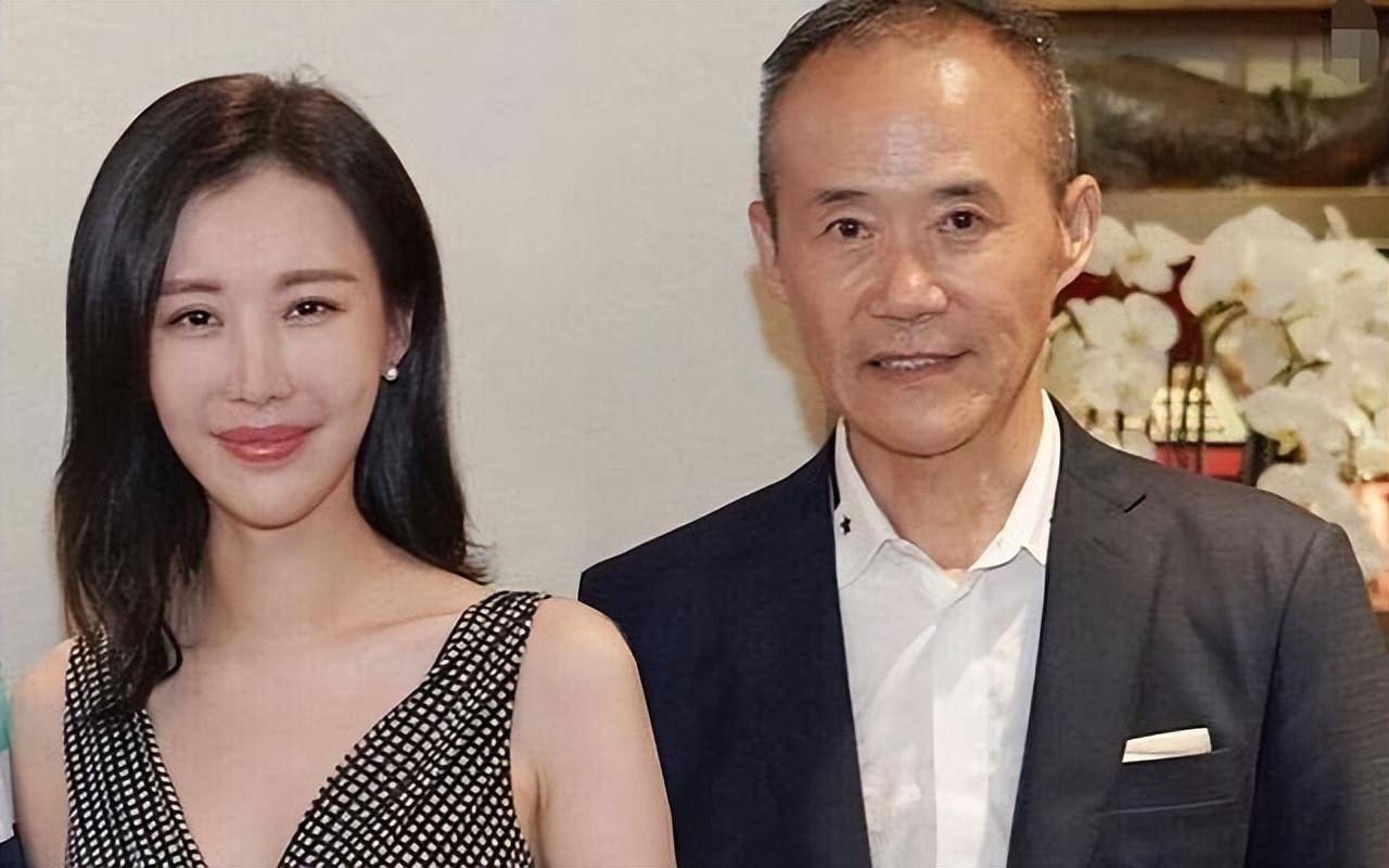 王石老婆田朴珺李靓蕾图片