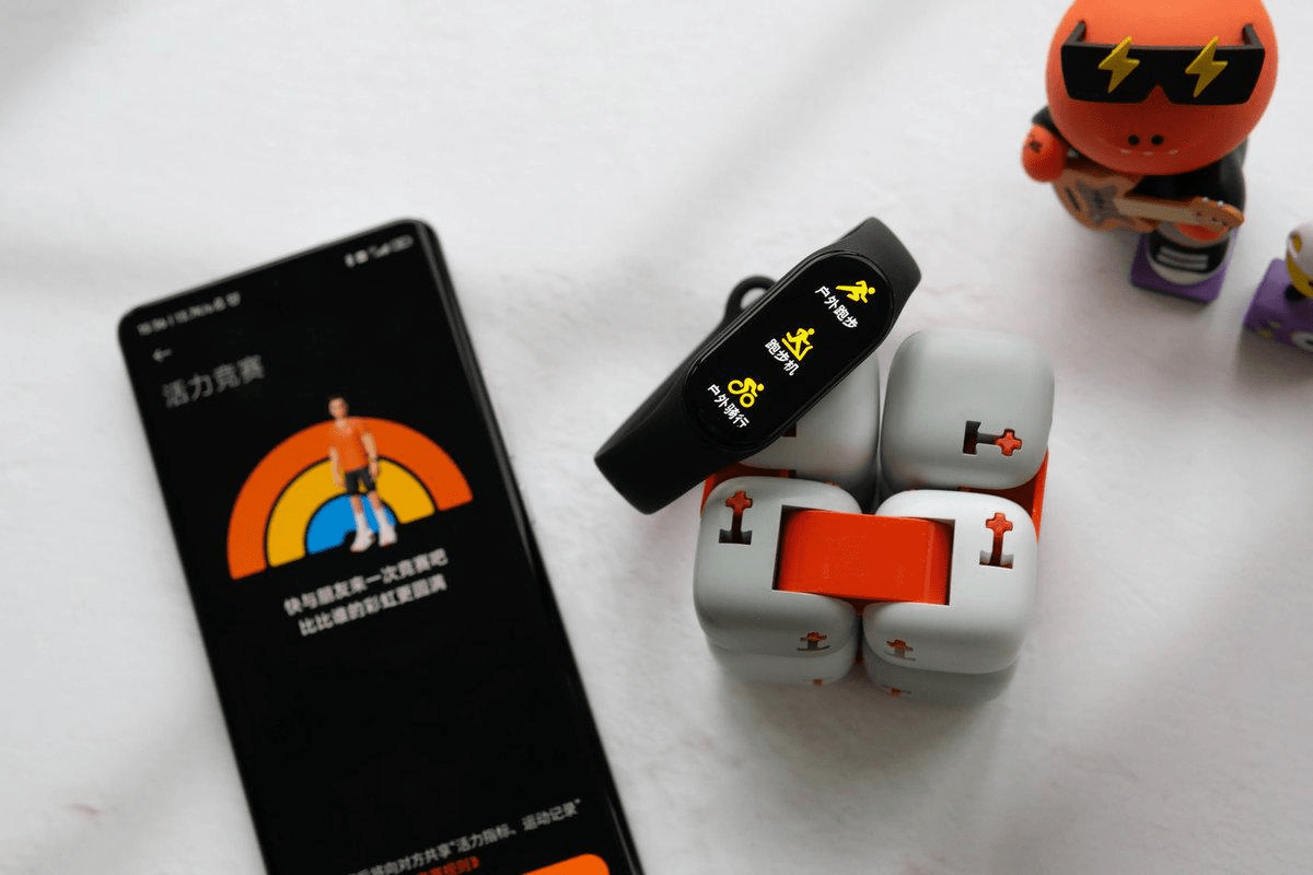 开学季需要准备什么数码好物？盘点几款实用性高的宿舍好物