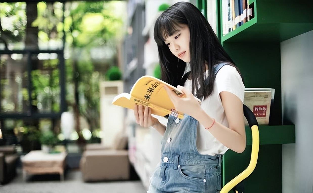 "五步一娜扎,十步一热巴",新疆女中学生火了,颜值堪比女明星_机会