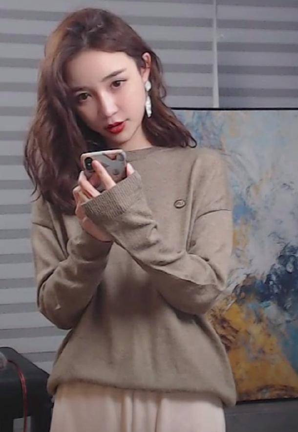 网红雪梨颜值崩塌?视频截图和精修图差别太大了_额头_角度_网友