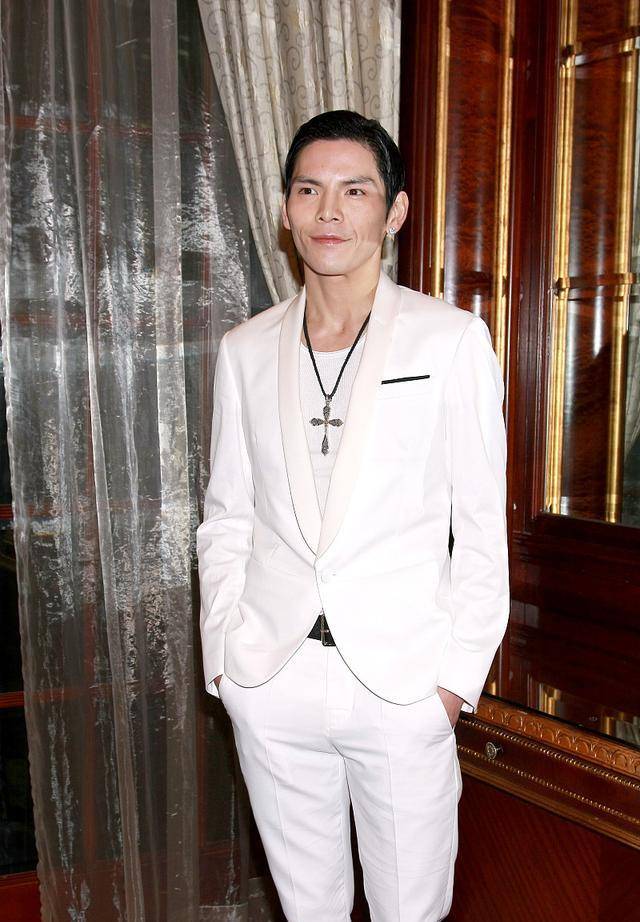 黄朗维_丁佩_父亲