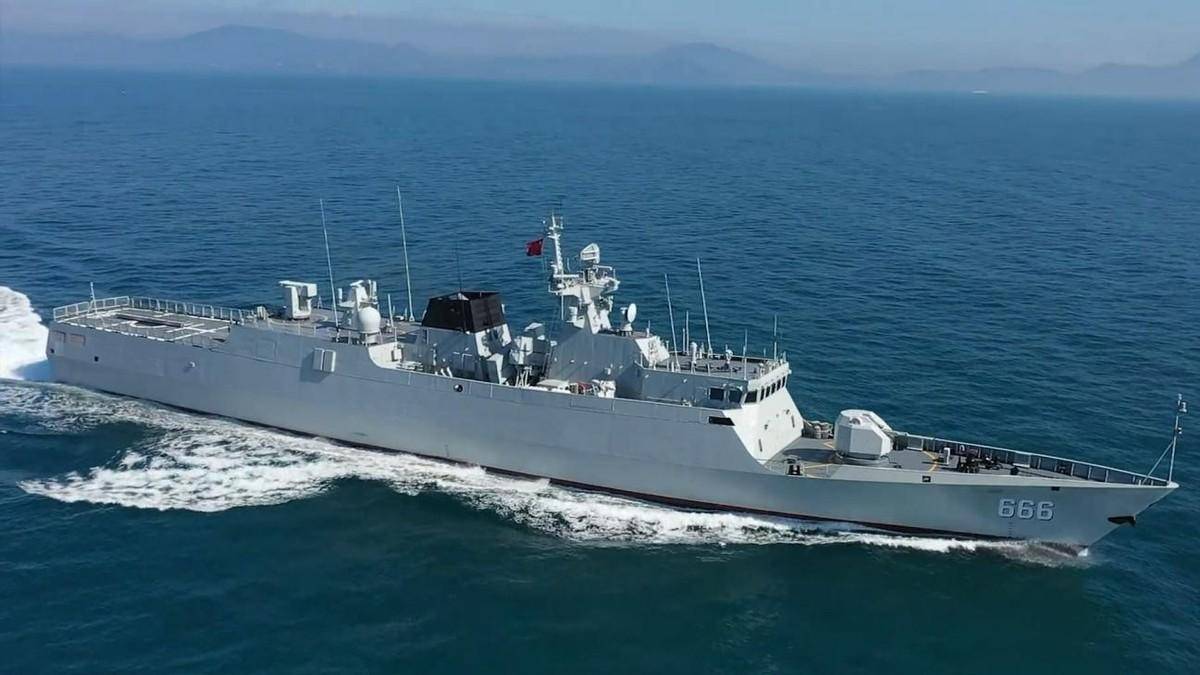 056基础型的道路这么算下来,其实只有38艘054系列算是海军护卫舰主力