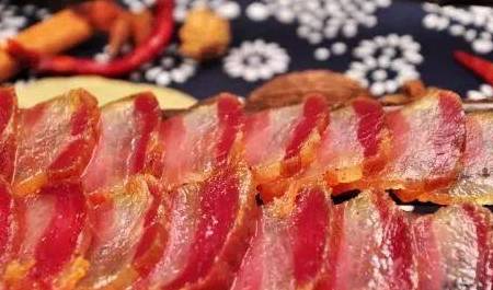 烟熏腊肉，农村人难以忘怀的小时候的味道！(图6)
