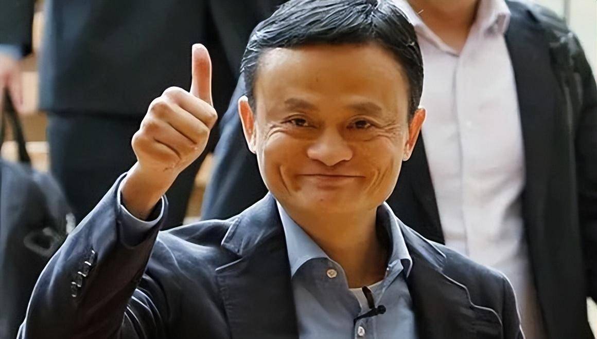 马云现身墨尔本,两鬓斑白,脸型发福,穿15元布鞋喝可乐引发热议_东京