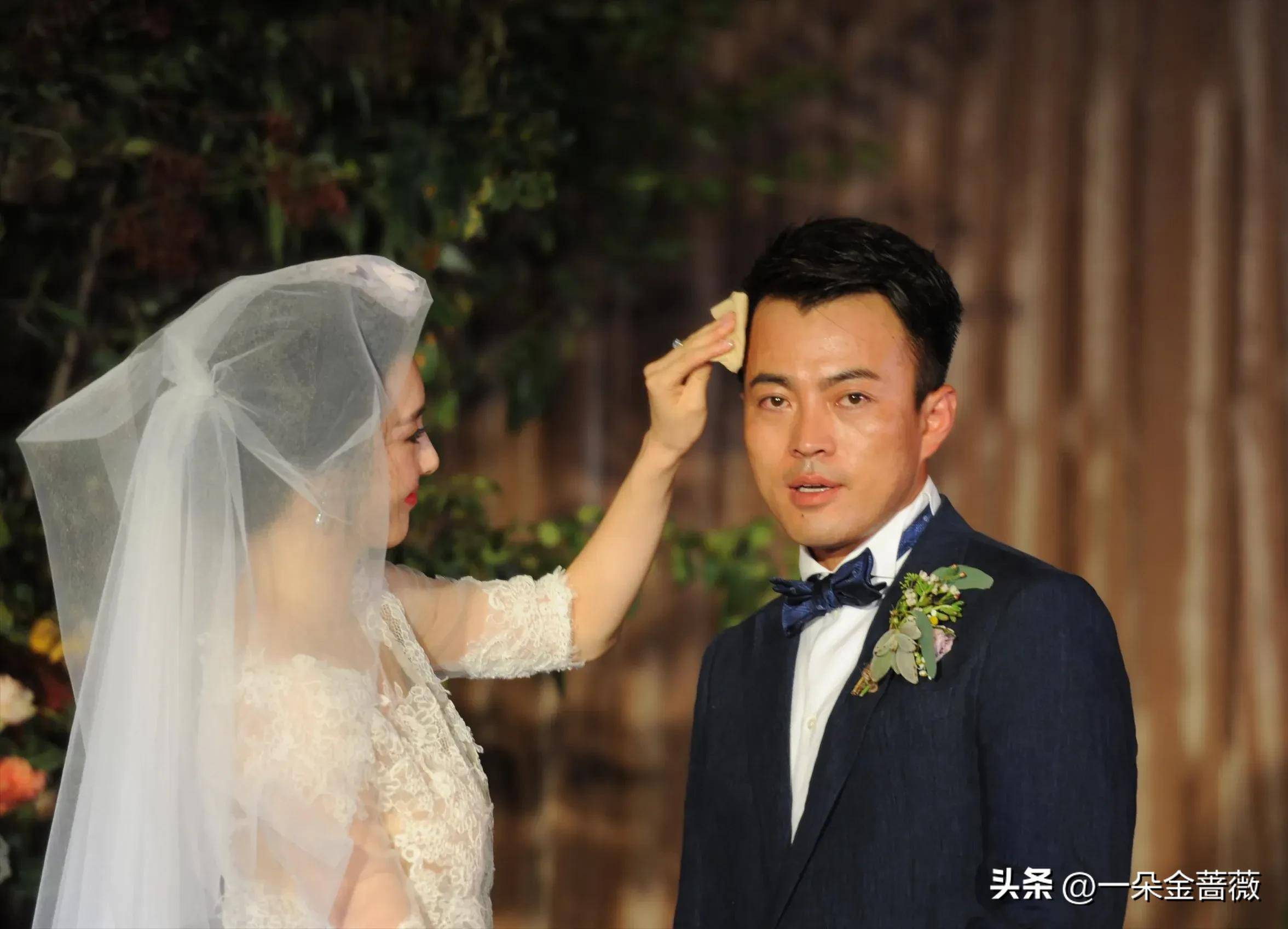 但嫁给林家川生了孩子后,便渐渐退居家中不怎么拍戏了.