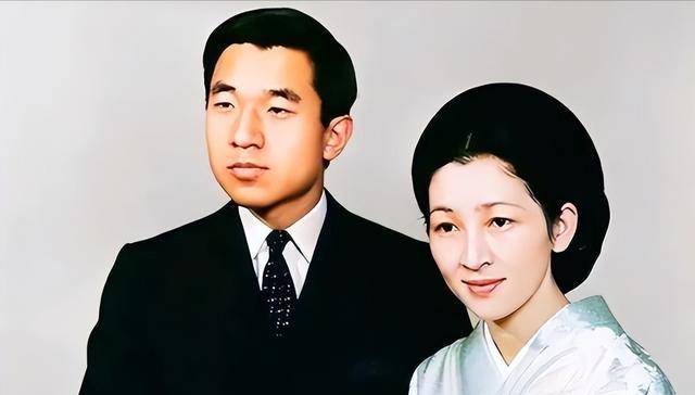 国外良子皇后:折磨貌美儿媳41年,将大饼脸的基因传三代_明仁_女儿