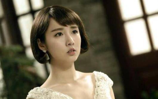 她20岁被徐克领进圈,后遇胡歌走红,出演《x女特工》成唐嫣闺蜜_吕一