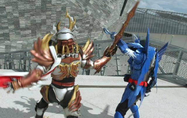 假面骑士圣刃幻兽干部拉结尔设定公开自命不凡的高傲战士_主题_什么