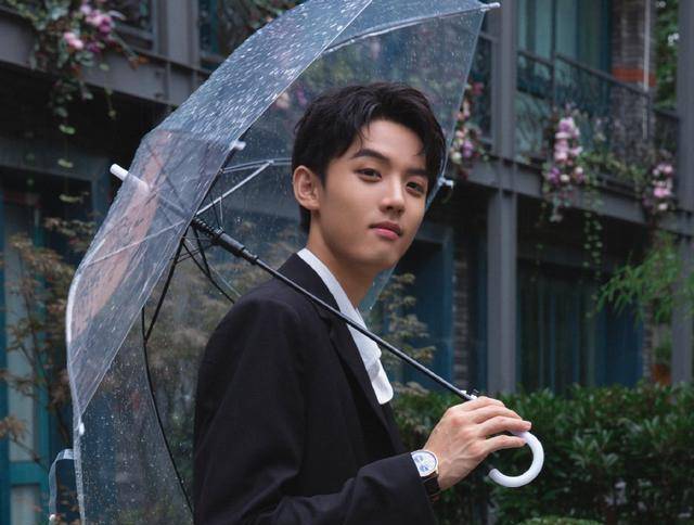 《明侦》的帅助理周峻纬,22岁结婚只为留住她,这是什么神仙爱情_偶像