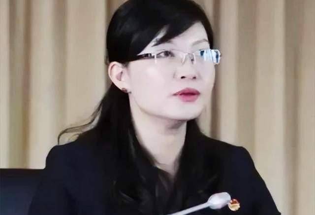 段颖升职启示录:只要肯干能干,乐于奉献,日后定能提拔_戴璐_时候_流氓