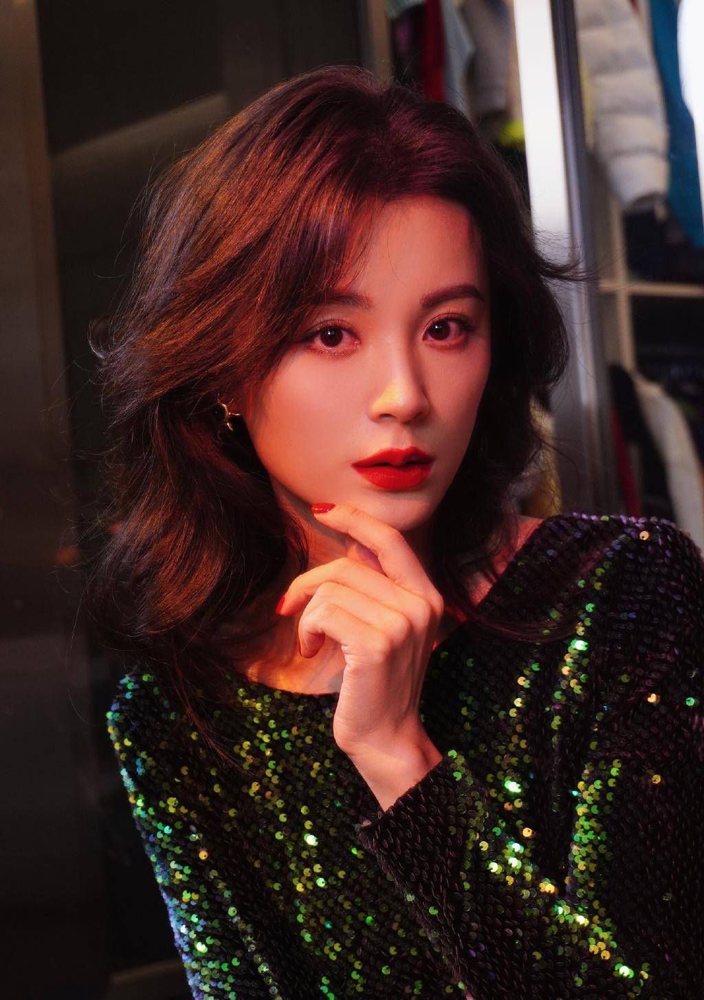 毛林林饰演的谭雅智商在线,果断离婚,可男方的设定也太无脑了吧