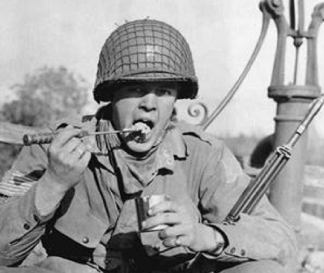 二战美国大兵吃腻的午餐肉罐头,却是其他参战国士兵垂涎的美味!
