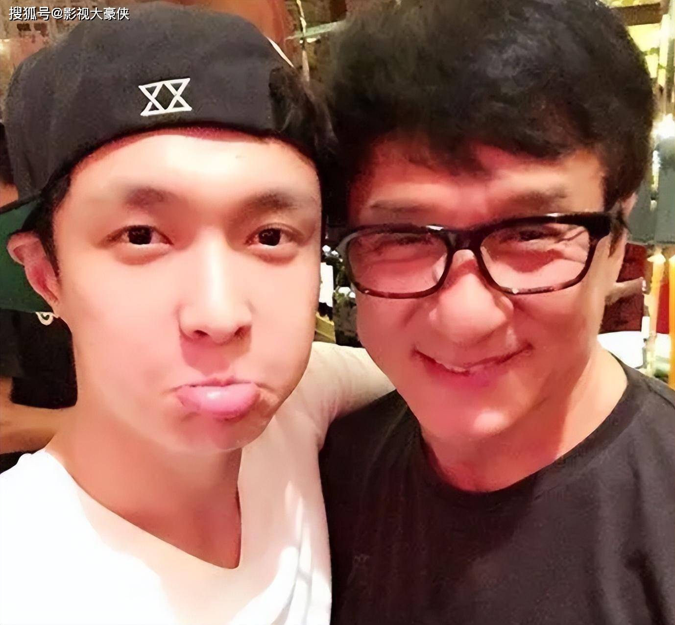 除了成龙外,还有张艺兴,李晨,李治廷,娜扎等!