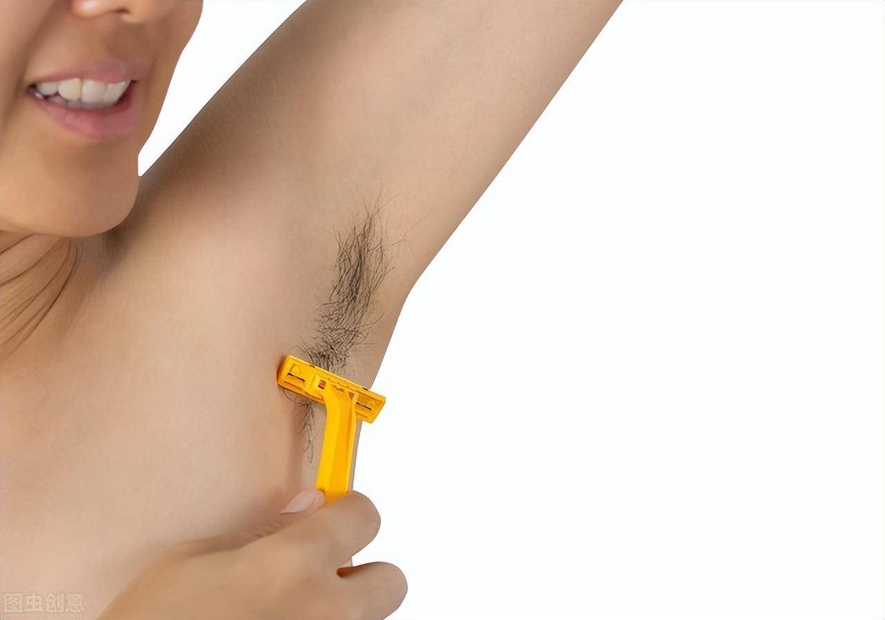 为何有的女人腋下"黑乎乎",有的却"光秃秃",看完涨知识了_腋毛_脱毛