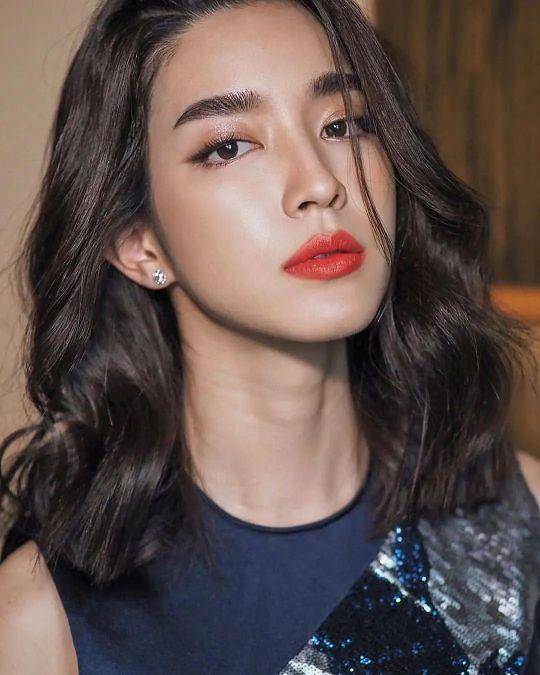 泰星mo 因黑脸出镜被说 与国外小天王有望复合 新剧决定未来命运走向