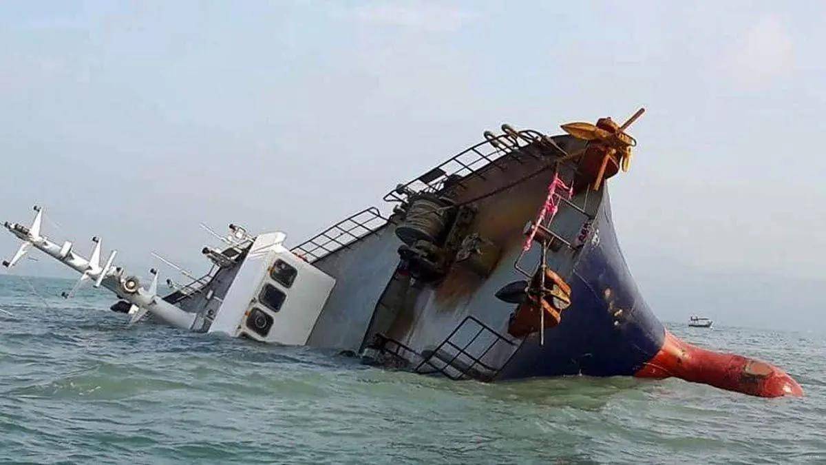 他们得知,昨天码头的一艘轮船发生了事故,船上的172人全部遇难.