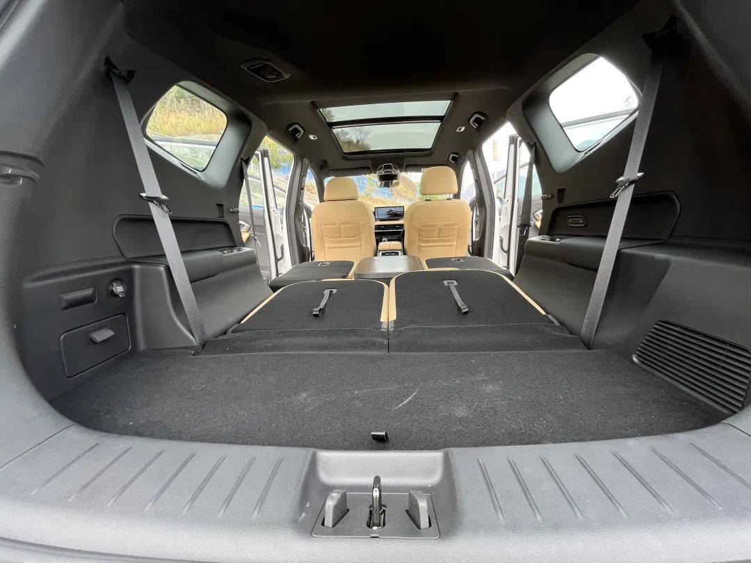 吉利豪越l全地形试驾,又好开又好玩._搜狐汽车_搜狐网