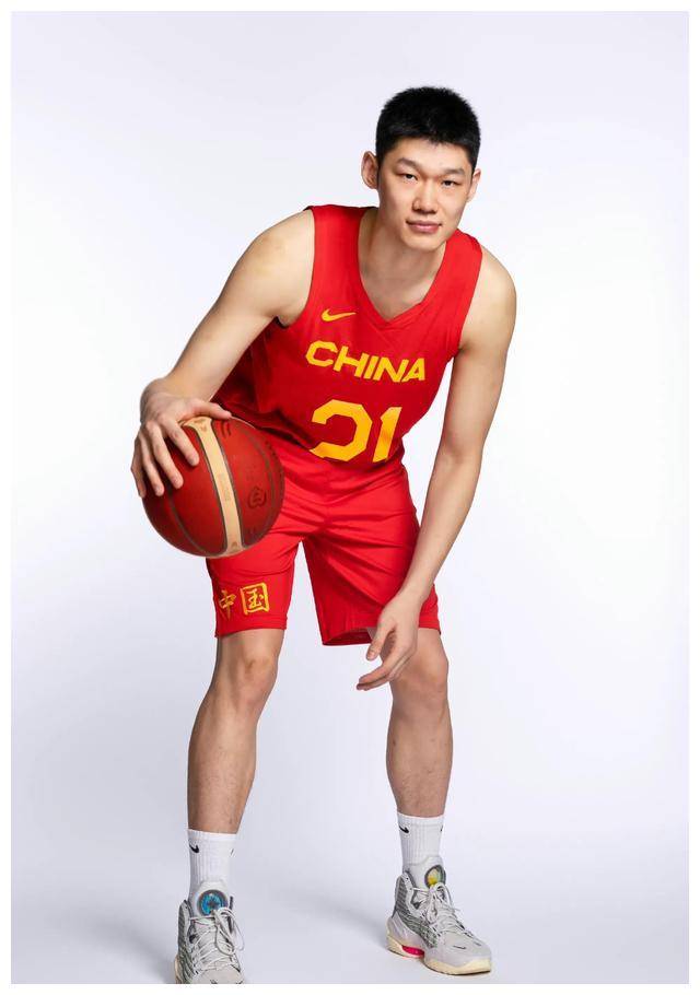 胡金秋又陪跑,吴前和潜力新星齐齐淘汰_胡锦秋_本赛季_身高