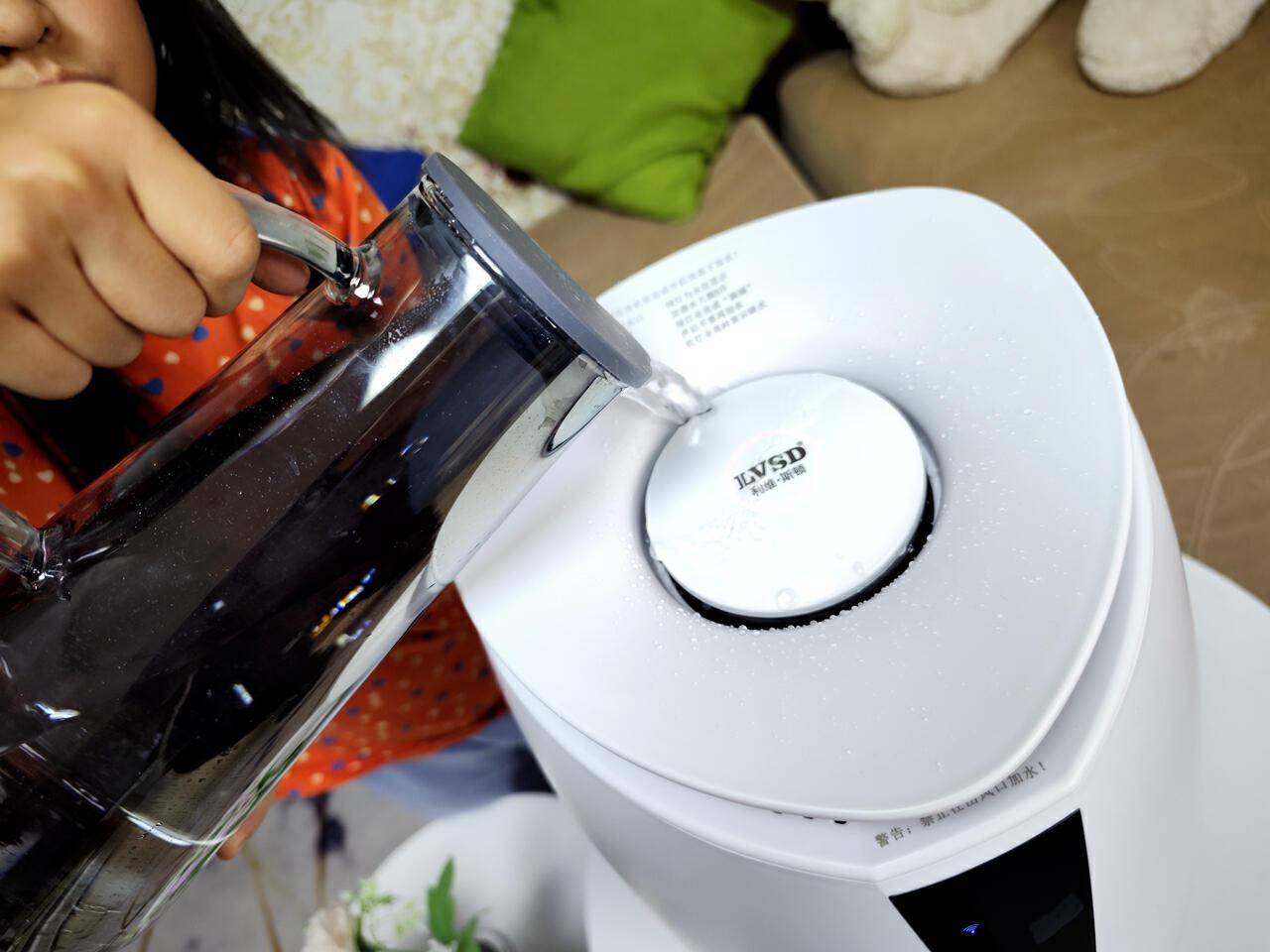 利维斯顿无雾加湿器体验,三重抗菌守护家人健康