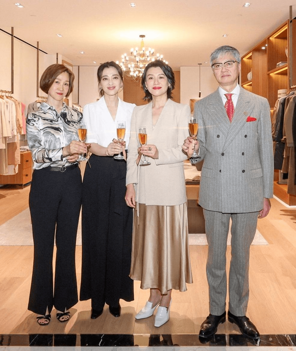 刘琳约梅婷在家健身!