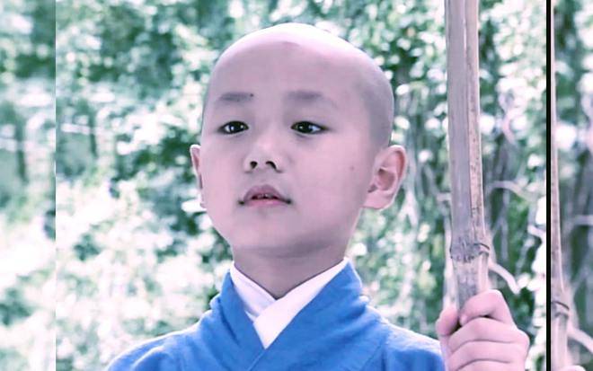 作为80后童星代表人物之一,曹骏从8岁开始演戏,《真命小和尚》《莲花