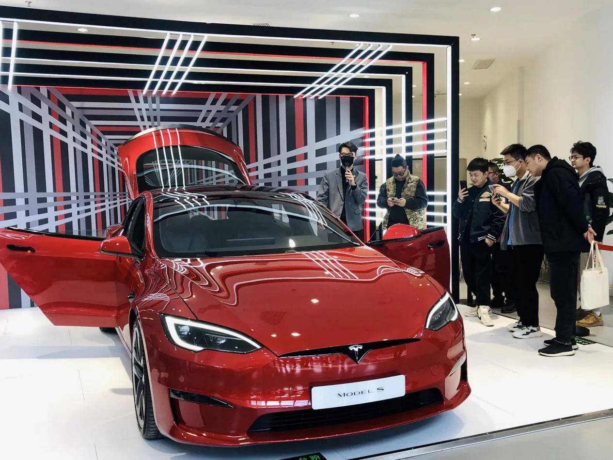 特斯拉Model S Plaid西安巡展火了_搜狐汽车_搜狐网