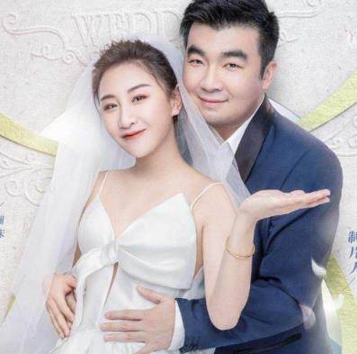 何雯娜大着肚子谈婚礼,好委屈!_梁超_节目_事宜