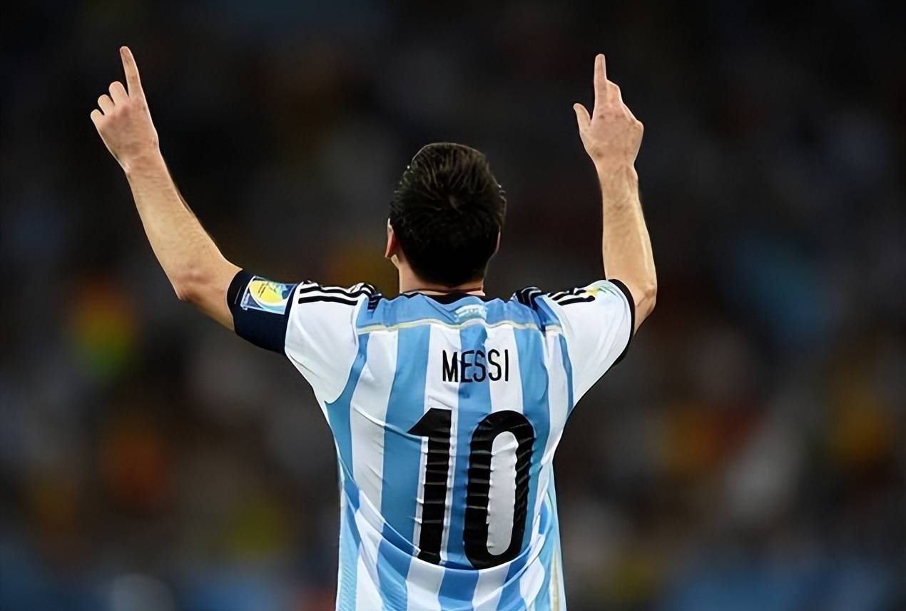 事关梅罗个人隐私,c罗前女友曝光大量惊人内幕,梅西人设崩塌?