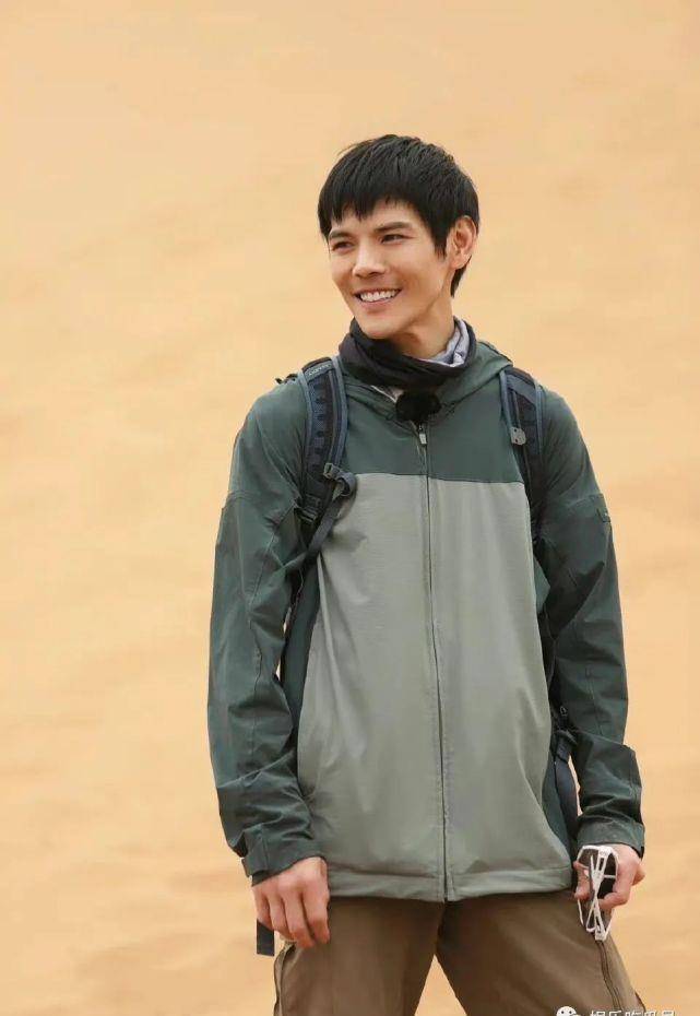 向佐瘦成萧敬腾!吴彤干啥让唐嫣综艺首哭?