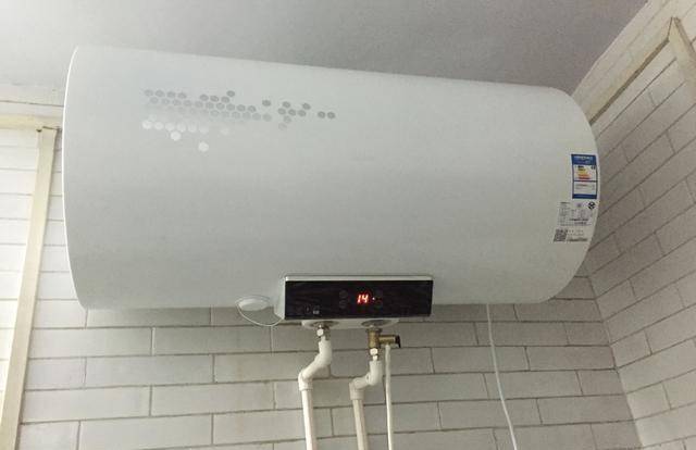 被称为"电老虎"的热水器,一天会消耗多少电?怎样做才能省电?